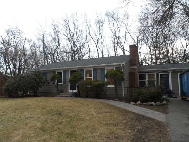 49 Ferncrest Dr, Cumberland, RI 02864 - photo 1