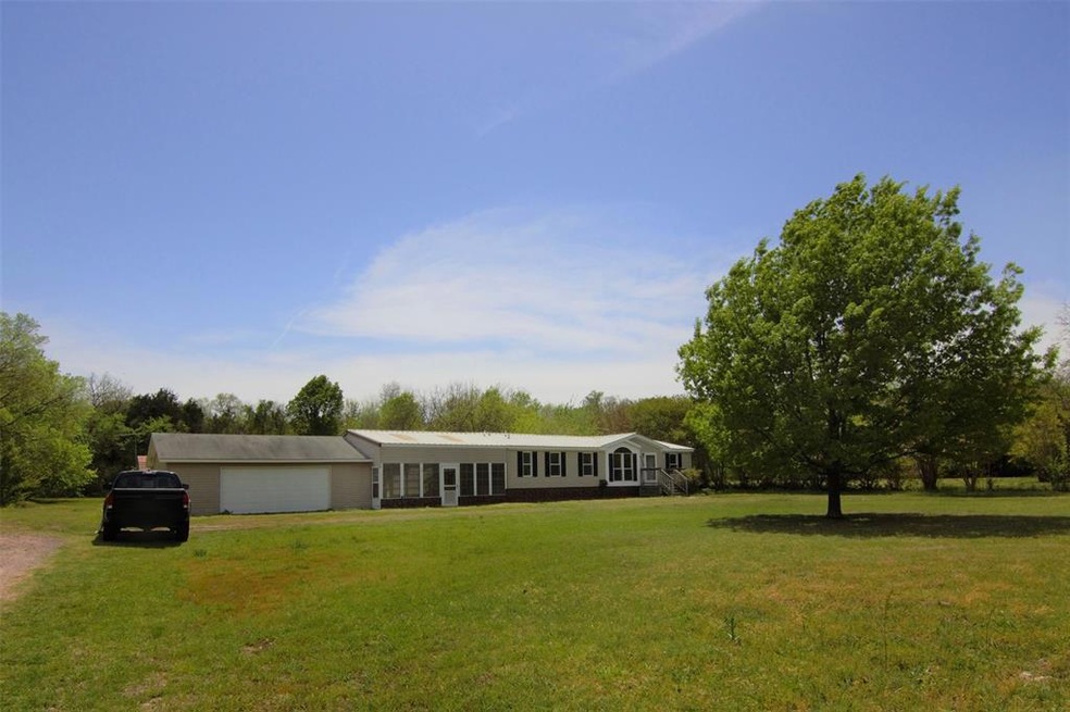 2120 Woodlake Rd, Denison, TX 75021 - photo 1