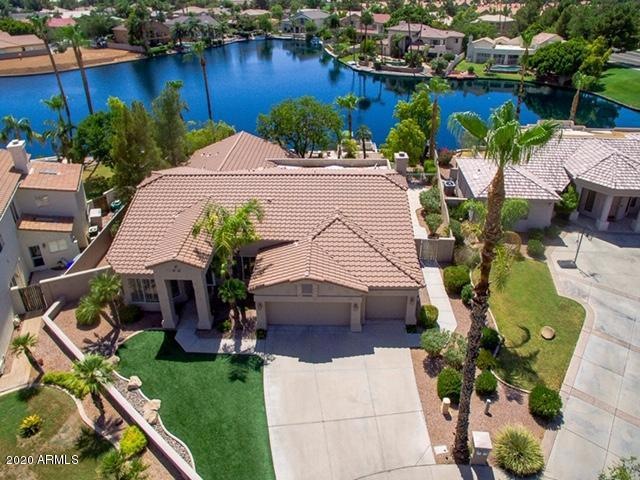 Single Level waterfront
