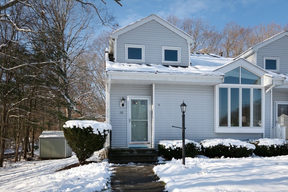 10 Lauren Dr, Rockland, MA 02370 - photo 1