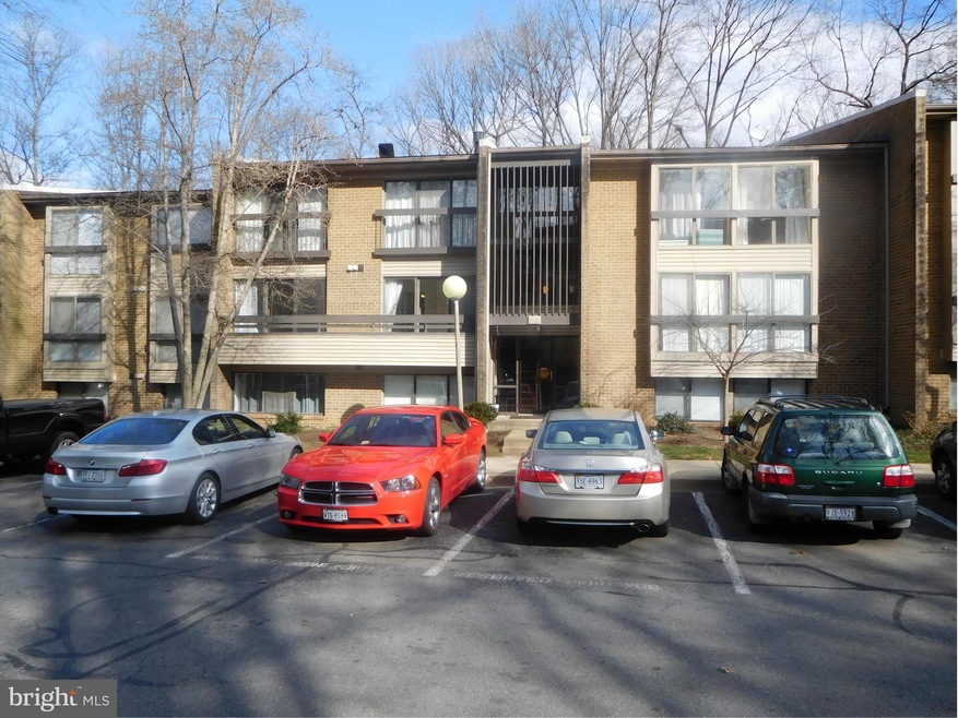 2108 Green Watch Way unit 200, Reston, VA 20191 - photo 1