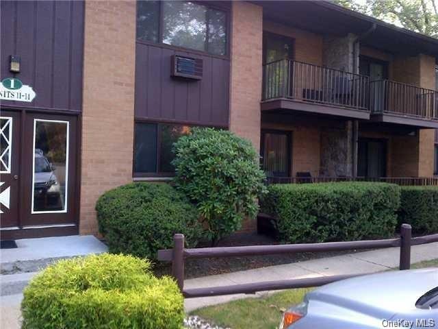 1 Lawrence Park #12, Orangetown, NY 10968 - photo 1