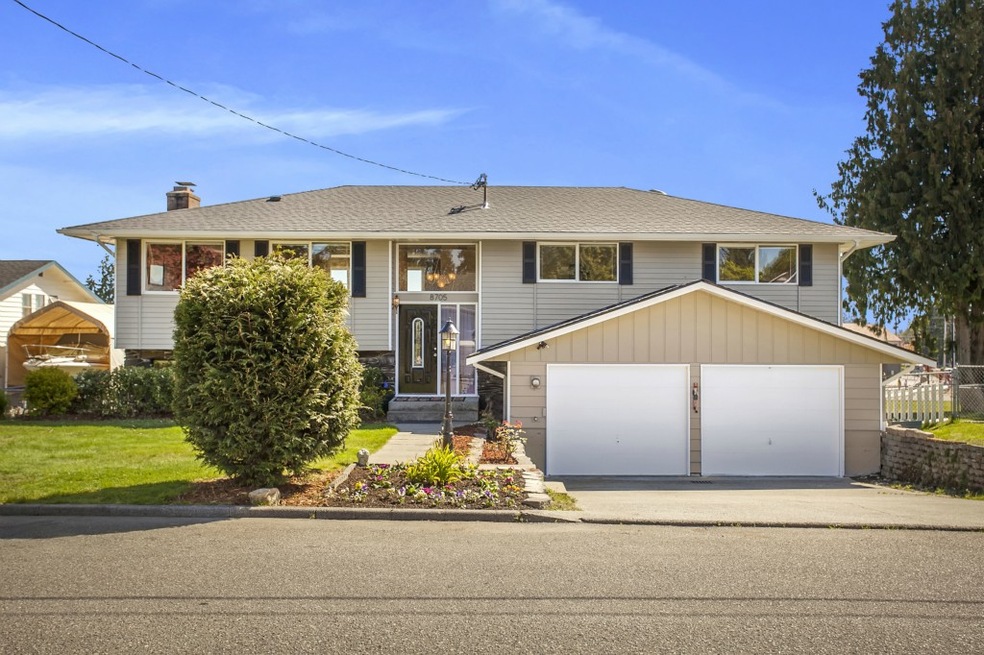 8705 4th Place SE, Everett, WA 98208 - photo 1