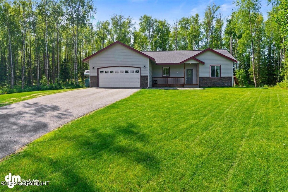 33-Front Yard_ETL5985
