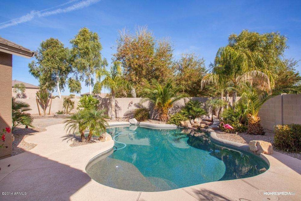 Pebble-tec Pool