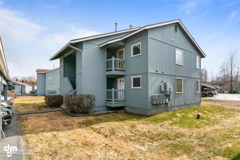 27-Side Exterior Building_1269