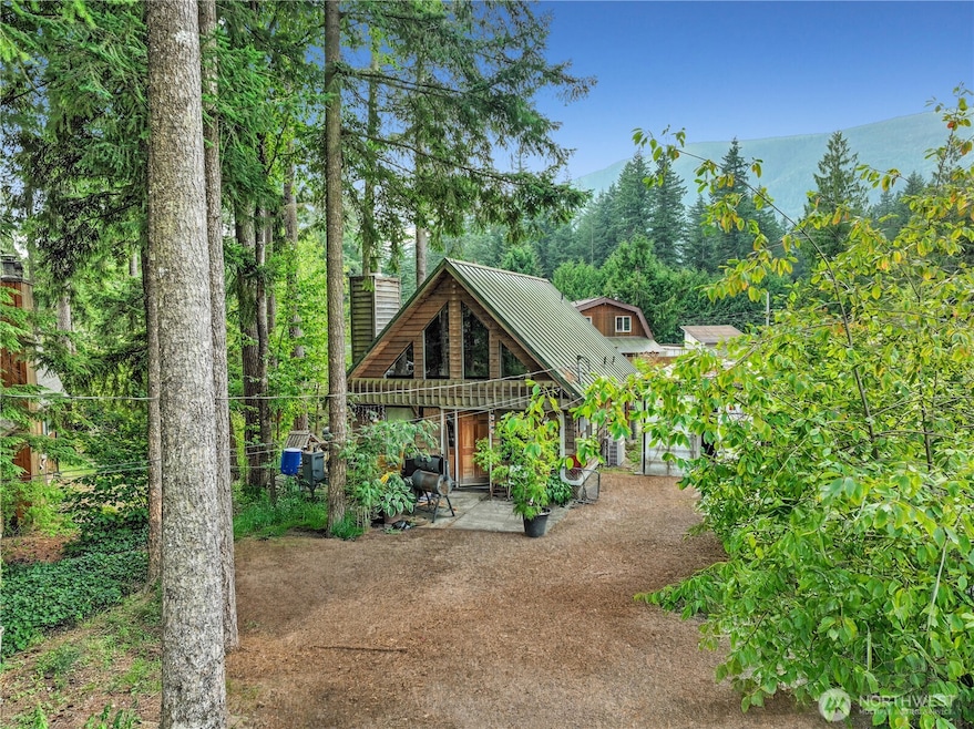 8467 Ivy Ct, Maple Falls, WA 98266 - photo 1