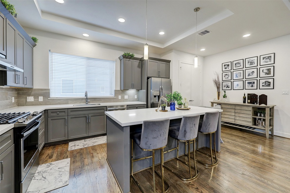 1745 EaDo Point Lane