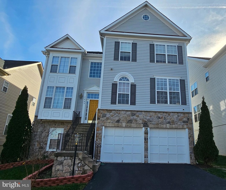 7203 Lyndam Hill Cir, Lorton, VA 22079 - photo 1