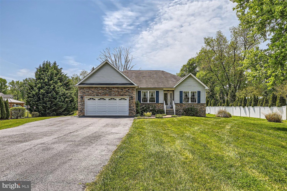 5619 Carrington Dr, White Marsh, MD 21162 - photo 1