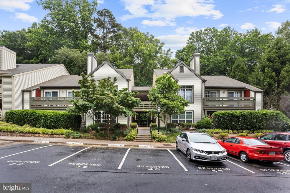 2221 Lovedale Ln unit K, Reston, VA 20191 - photo 1