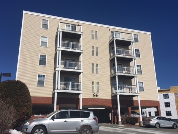86 E Howard St unit 306, Quincy, MA 02169 - photo 1