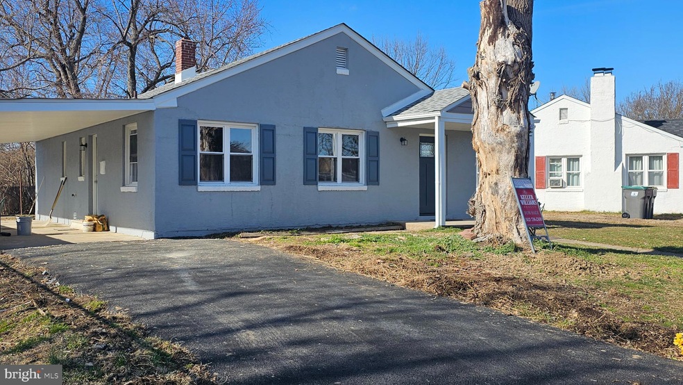 204 Mcginn Place, New Castle, DE 19720 - photo 1