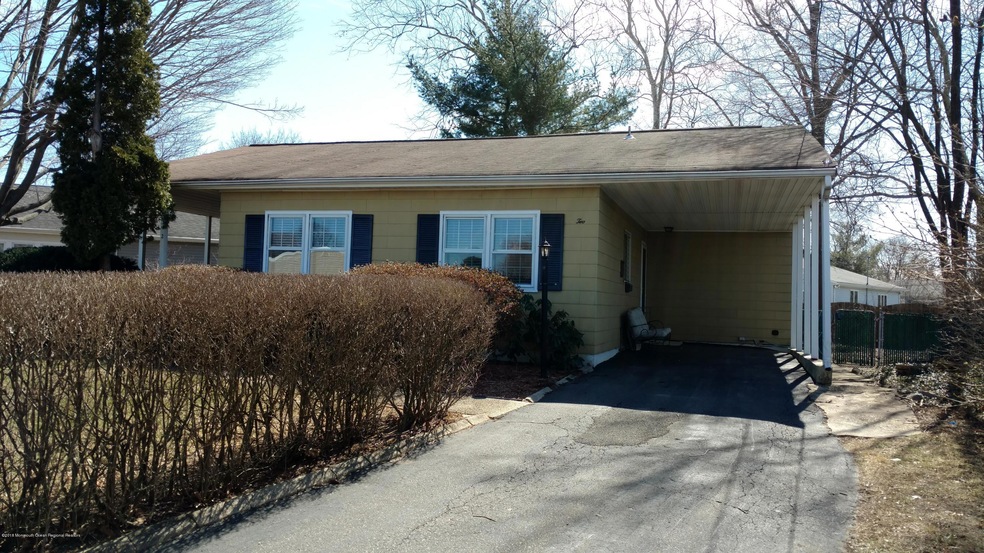 Ranch with carport