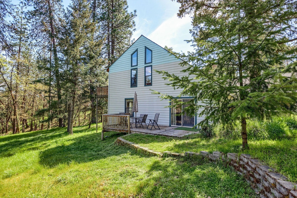 310 Richard Way, Jacksonville, OR 97530 - photo 1