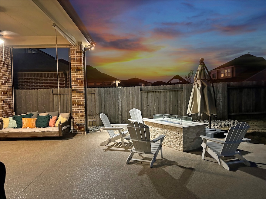 Make this backyard your oasis this fall!  Enjoy your very own firepit!