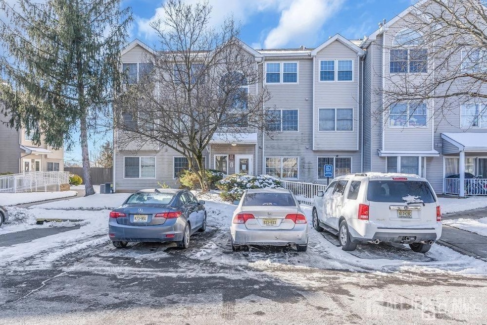 1236 Edpas Rd unit 1236, New Brunswick, NJ 08901 - photo 1