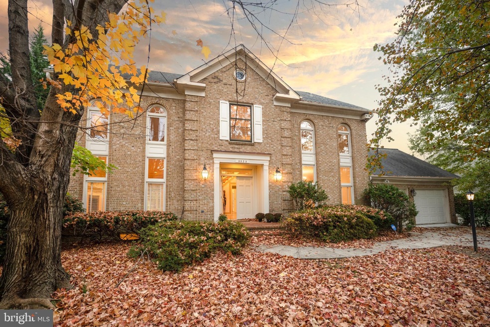 5825 Mossrock Dr, Rockville, MD 20852 - photo 1