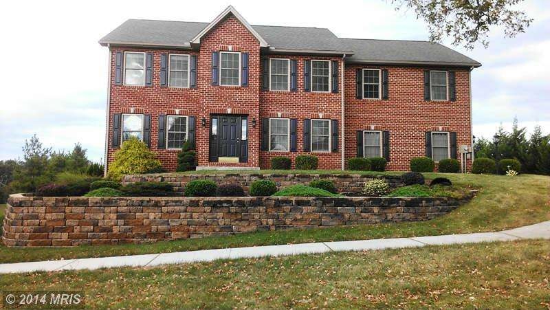 1618 Majestic Dr, Chambersburg, PA 17202 - photo 1