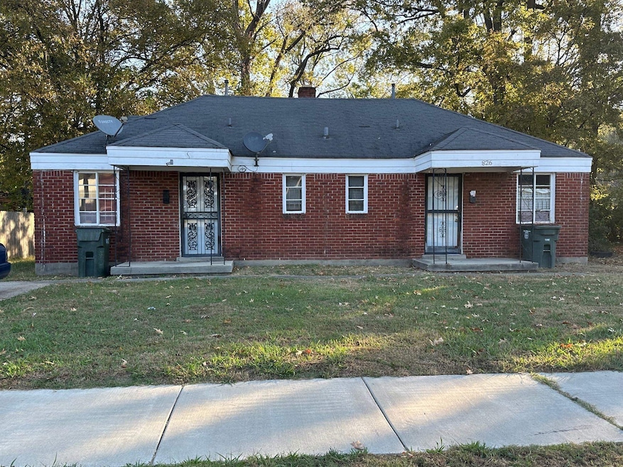 View of front of property featuring a front yard