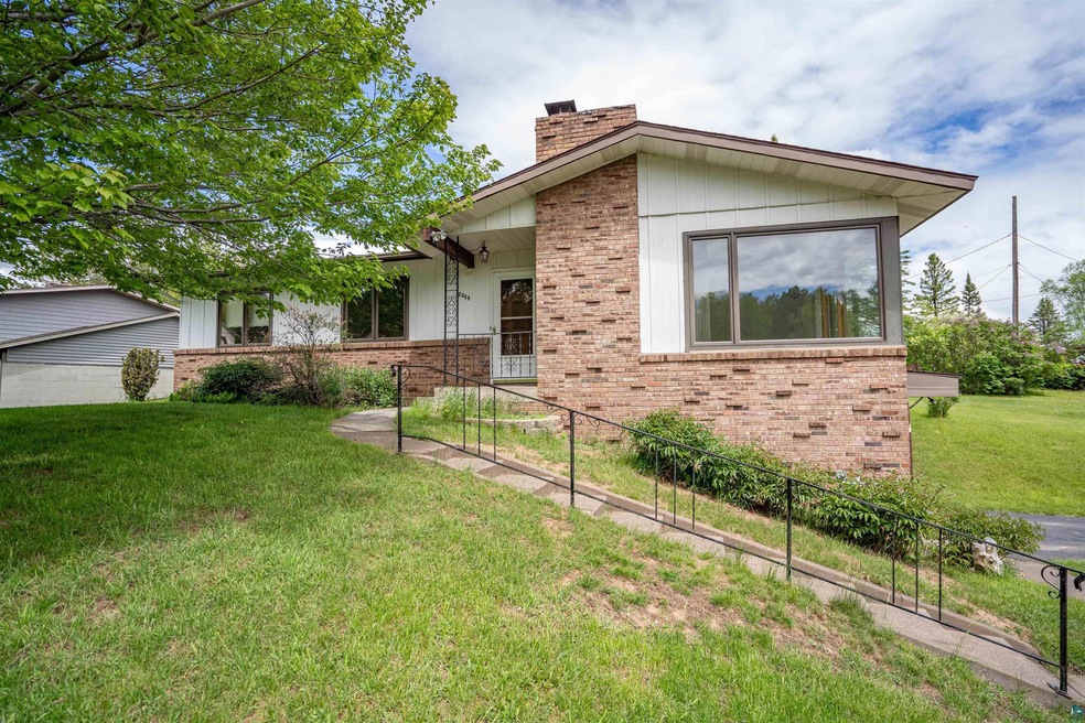 2009 Hutchinson Rd, Duluth, MN 55811 - photo 1