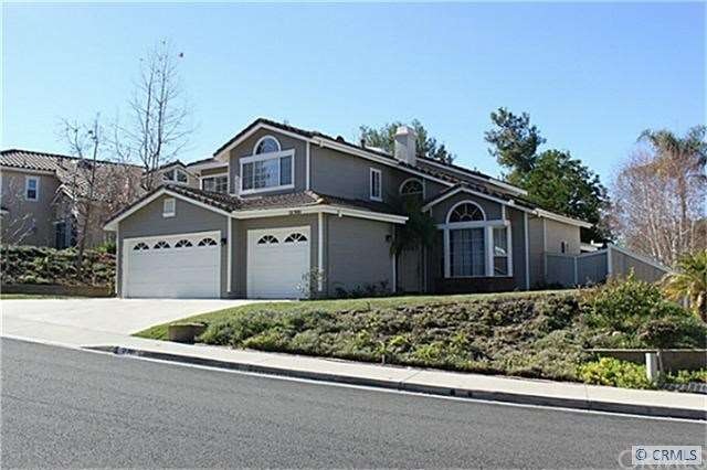 Lovely home with great curb appeal!
