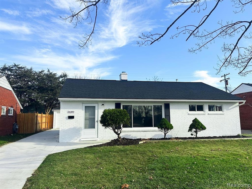 26300 Dale Ct, Roseville, MI 48066 - photo 1