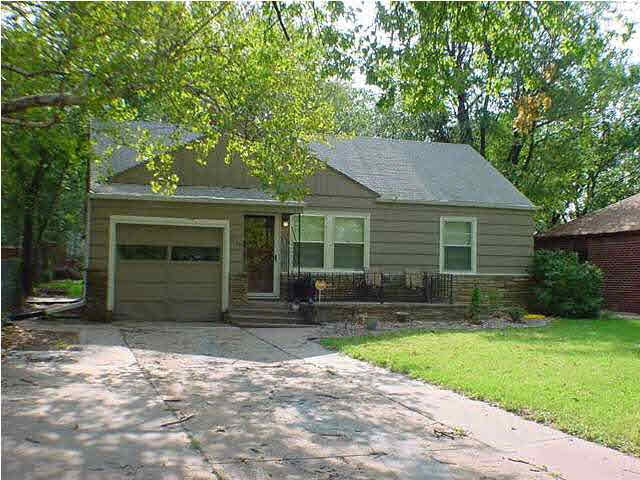 1148 N. Crestway, Wichita, KS 67208