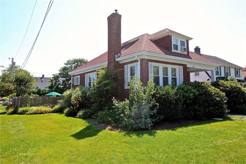 22 Admiral Kalbfus Rd, Newport, RI 02840 - photo 1