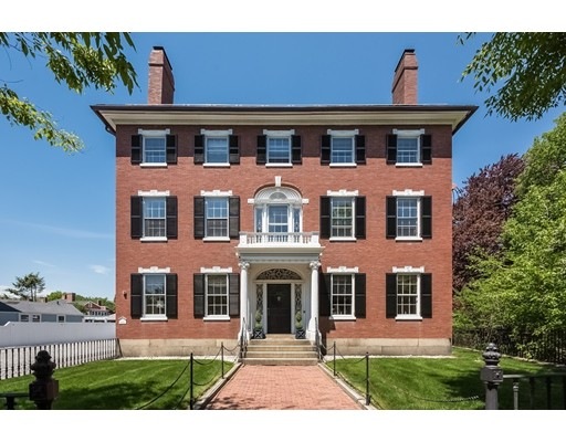 328 Essex St unit 3, Salem, MA 01970 - photo 1