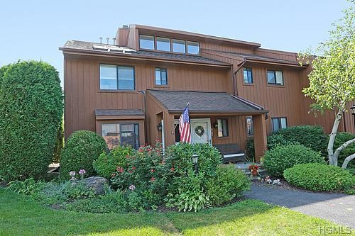 642 Panorama Dr unit 642, Mohegan Lake, NY 10547 - photo 1