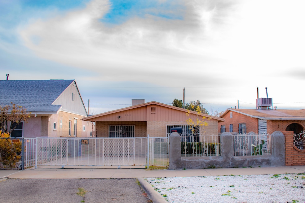 3220 Morehead Ave, El Paso, TX 79930 - photo 1
