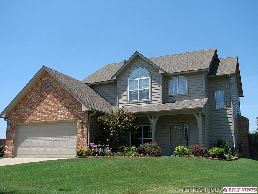 Beautiful home in immaculate condition!