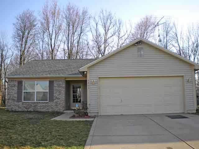 1705 Thresher Dr, Columbus, IN 47201 - photo 1