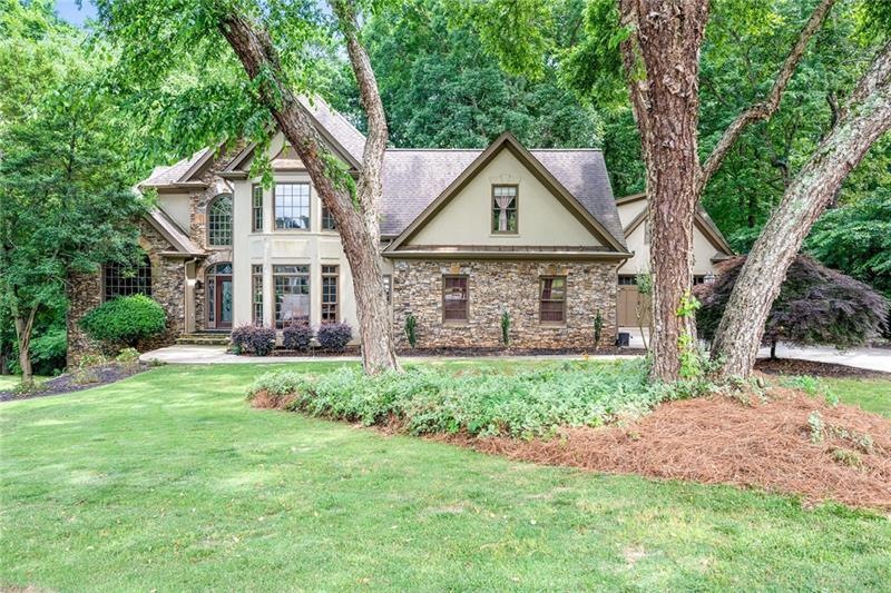 175 E Meadows Ct, Alpharetta, GA 30005 - photo 1