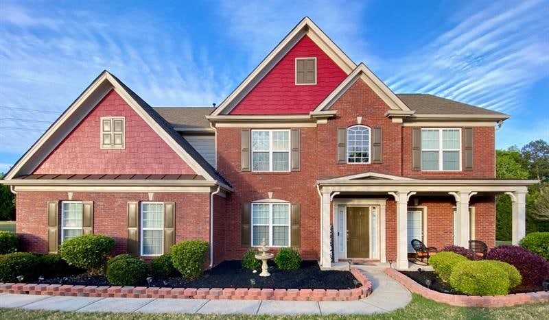 Gorgeous home front