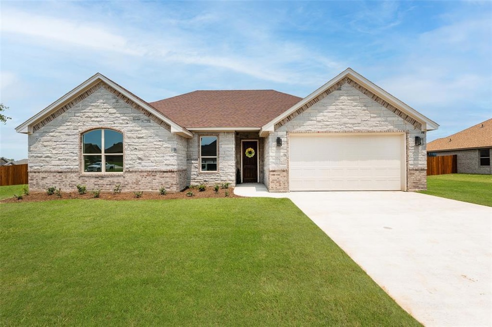 228 Harp Ave, Godley, TX 76044 - photo 1