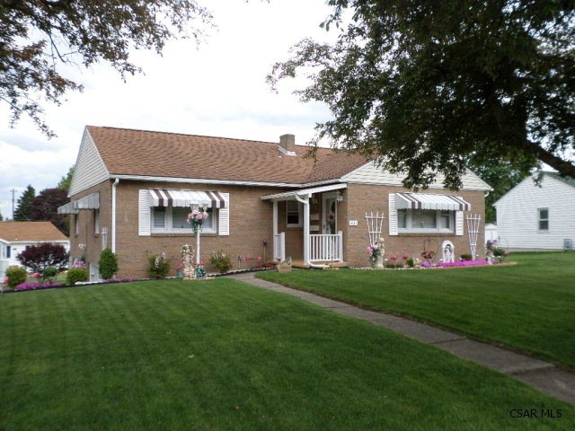 1045 Pomona Dr, Johnstown, PA 15905 - photo 1