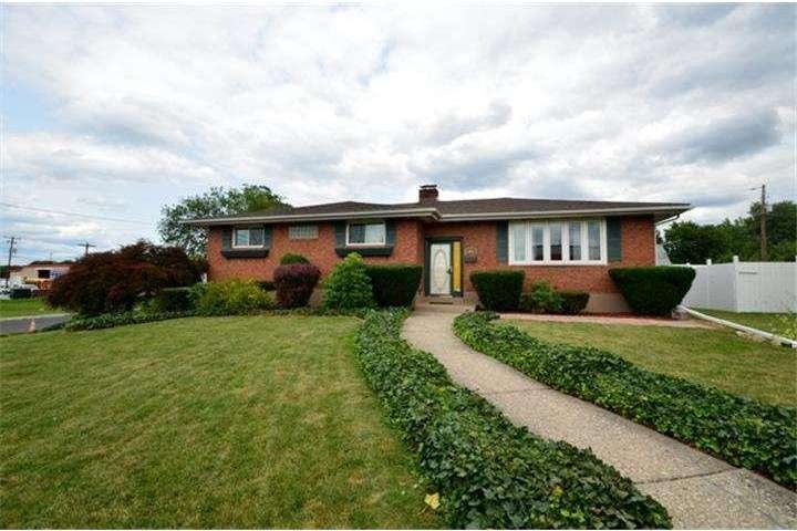 1021 N Jasper St, Allentown, PA 18109 - photo 1