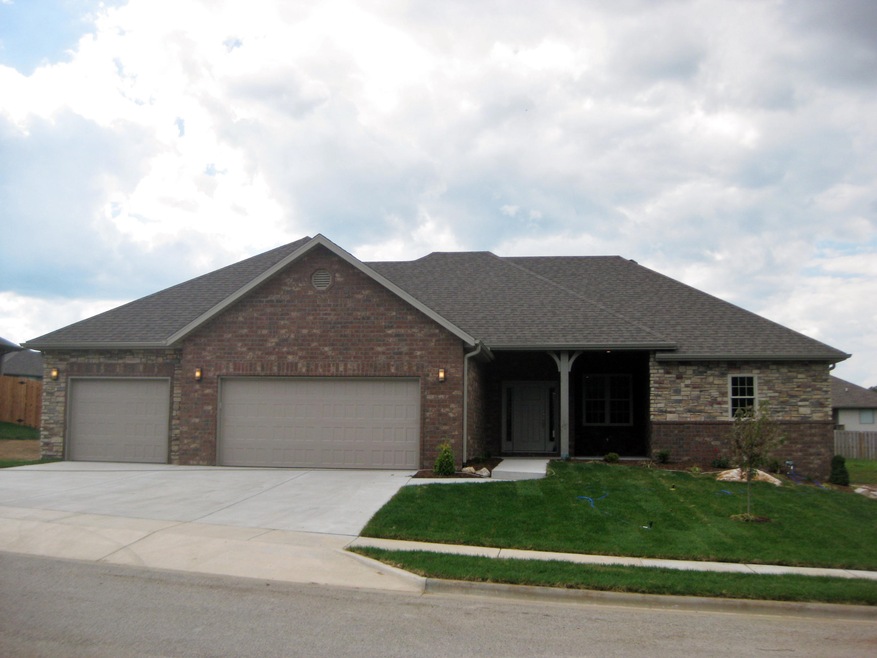 719 S Peach Brook, Nixa, MO 65714 - photo 1