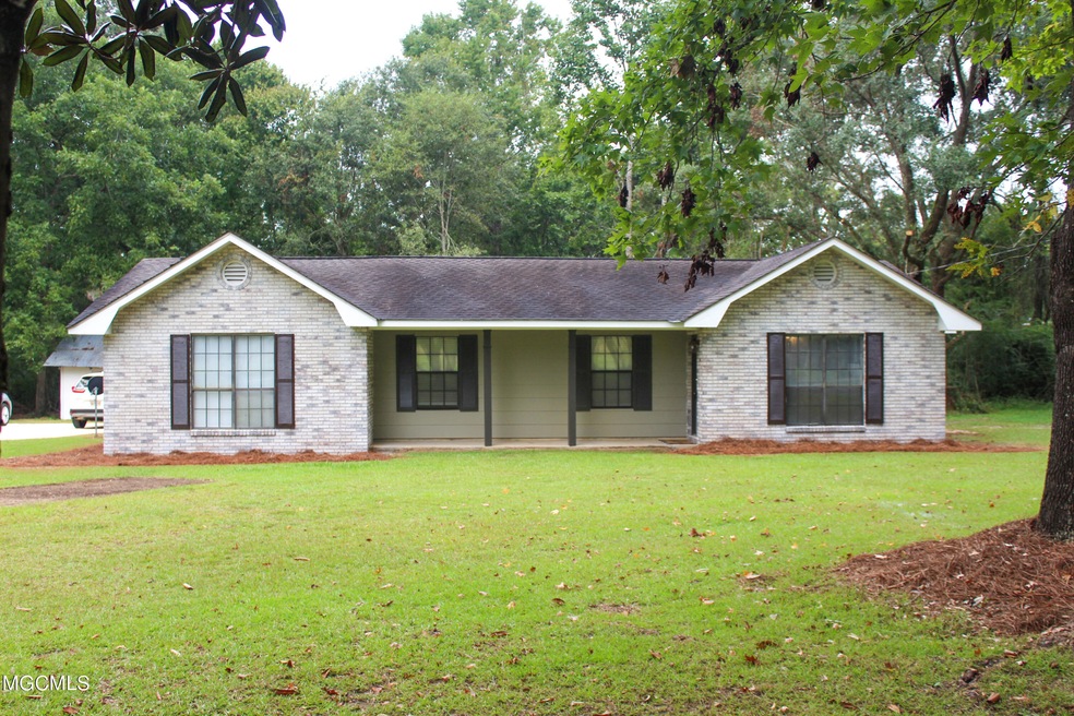 4247 Howell Tanner Chapel Rd, Lucedale, MS 39452 - photo 1