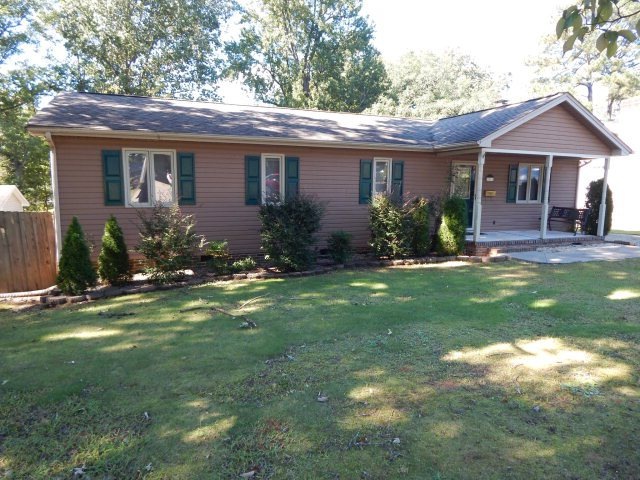 1017 Cleveland St, Roanoke Rapids, NC 27870 - photo 1
