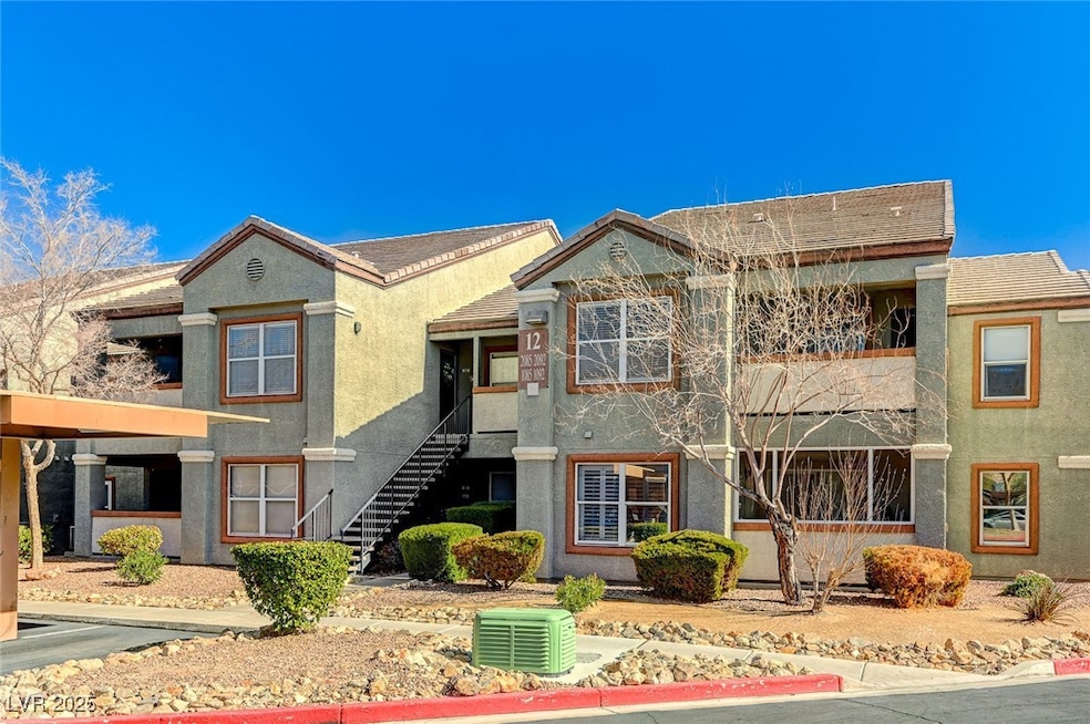 555 E Silverado Ranch Blvd unit 2086, Las Vegas, NV 89183 - photo 1