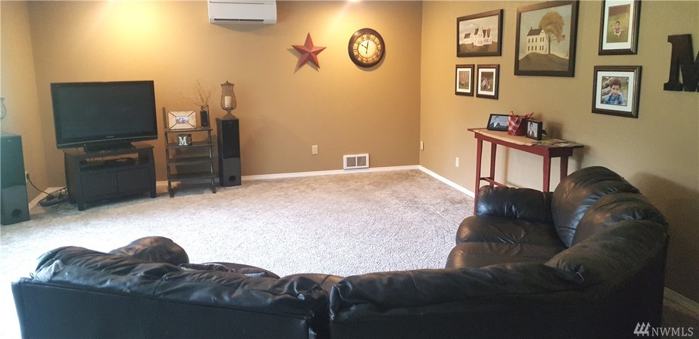 112 Frogner Rd, Chehalis, WA 98532 - photo 1