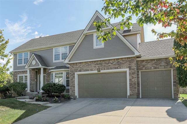 8613 Baska Ct, Lenexa, KS 66219 - photo 1