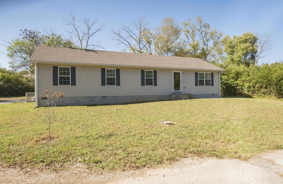 1110 Highland Dr, Manchester, TN 37355 - photo 1
