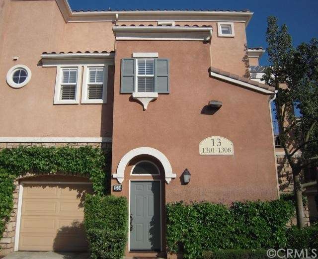 Beautiful Terra Bella End Unit is light and bright