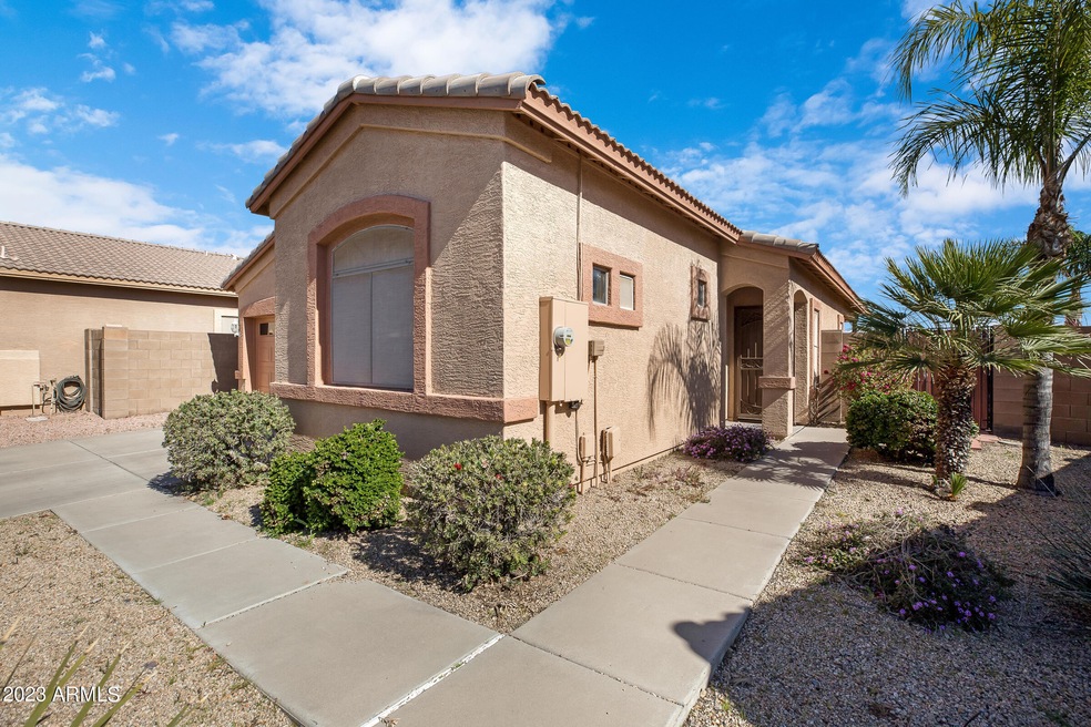 1053 S 99th Pl-3