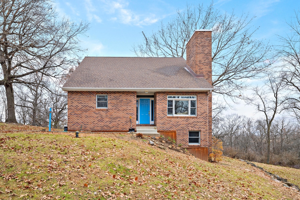 W9658 Stader Rd, Whitewater, WI 53190 - photo 1