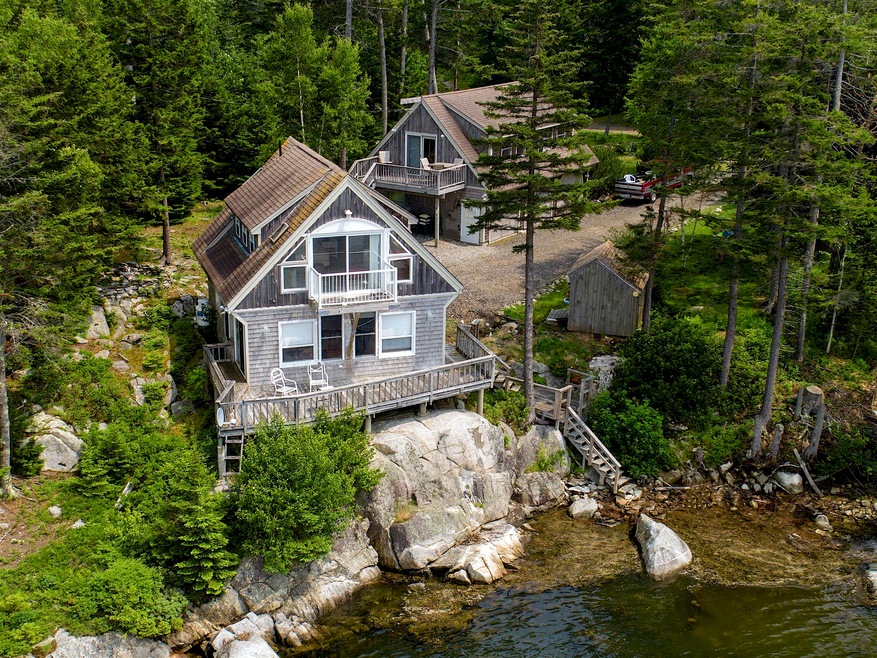 219 Otis Point